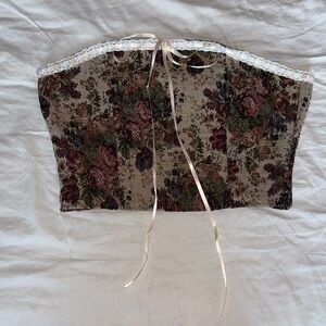 Commense Floral Tapestry Crop Top with Lace Trim